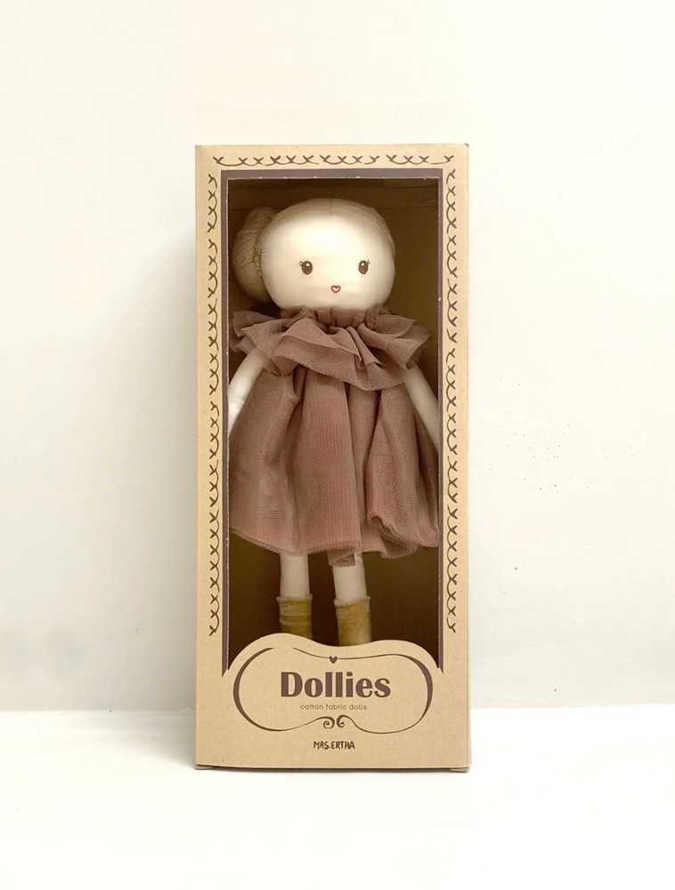 
                  
                    Laden Sie das Bild in den Galerie-Viewer, Puppe - Dollies - Maggie Lu
                  
                